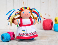 Іграшка "Україночка"